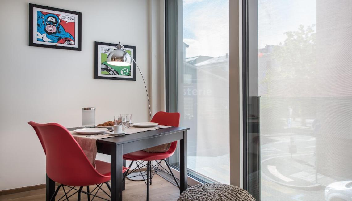 Noirettes 24-7 Keyless Entry By Homenhancement Apartment Geneva